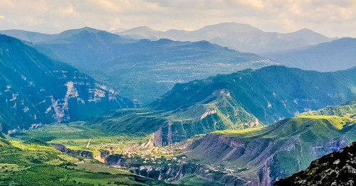 The Gunib District of Dagestan. Photo: Patimat Amaeva http://www.odnoselchane.ru/ The Gunib District of Dagestan. Photo: Patimat Amaeva http://www.odnoselchane.ru/