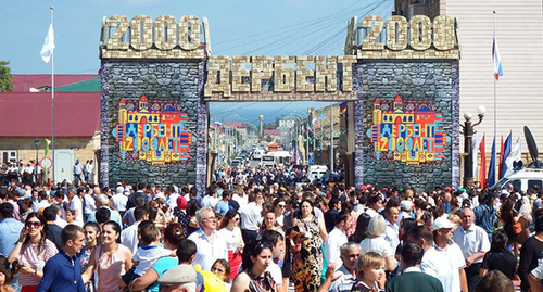 Festive events dedicated to the 2000th anniversary of Derbent, September 19, 2015. Photo by Timur Isaev for the ‘Caucasian Knot’. Festive events dedicated to the 2000th anniversary of Derbent, September 19, 2015. Photo by Timur Isaev for the ‘Caucasian Knot’.