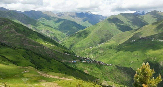 Tsuntin District of Dagestan. Photo: Suleiman Magomedov, http://odnoselchane.ru/?page=photos_of_category&amp;sect=1396&amp;com=photogallery