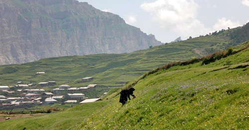 The village of Kvanada in the Tsumada District of Dagestan. Photo: Shamil Kuraev http://www.odnoselchane.ru/