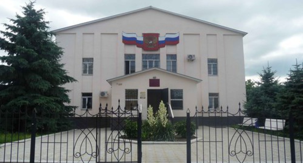 The building of the Ust-Dzheguta District Court. Photo: http://ust-djegutinsky.kchr.sudrf.ru/modules.php?name=press_dep&op=51&gid=1 The building of the Ust-Dzheguta District Court. Photo: http://ust-djegutinsky.kchr.sudrf.ru/modules.php?name=press_dep&op=51&gid=1