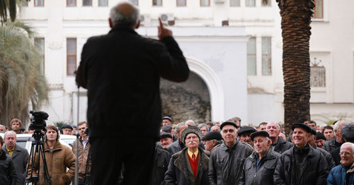 The rally of the opposition in Sukhumi on February 23, 2013. Photo by Grigory Kubatyan for the "Caucasian Knot" The rally of the opposition in Sukhumi on February 23, 2013. Photo by Grigory Kubatyan for the "Caucasian Knot"