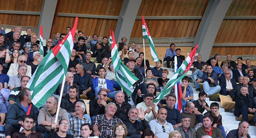 "Amtsakhara" Party conference. Photo: Tomas Tkhaitsuk, http://sputnik-abkhazia.ru/Abkhazia/20151021/1016046092.html "Amtsakhara" Party conference. Photo: Tomas Tkhaitsuk, http://sputnik-abkhazia.ru/Abkhazia/20151021/1016046092.html