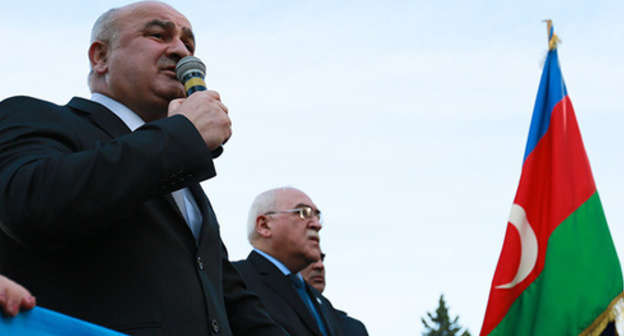 Address by the leader of the ‘Musavat’ party Arif Gadjily. Photo by Aziz Karimov for the ‘Caucasian Knot’. Address by the leader of the ‘Musavat’ party Arif Gadjily. Photo by Aziz Karimov for the ‘Caucasian Knot’.