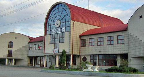 The building of railway station in Nazran. Photo: http://www.pyatigorskgid.ru/ingushetiya/nazran/pobedi/nazran.html The building of railway station in Nazran. Photo: http://www.pyatigorskgid.ru/ingushetiya/nazran/pobedi/nazran.html