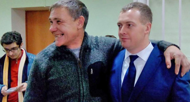 Evgeny Vitishko and his acvocate Sergey Loktev. Photo: Ecological Watch for Northern Caucasus, https://twitter.com/ewnc_org Evgeny Vitishko and his acvocate Sergey Loktev. Photo: Ecological Watch for Northern Caucasus, https://twitter.com/ewnc_org
