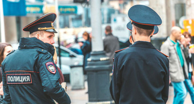 Policemen. Photo: Denis Yakovlev/Yugopolis Policemen. Photo: Denis Yakovlev/Yugopolis