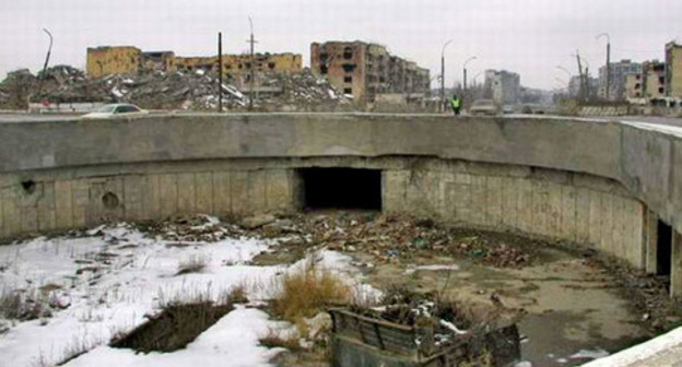 "Minutka" Square in Grozny. 2000. Serdg http://wikimapia.org/ "Minutka" Square in Grozny. 2000. Serdg http://wikimapia.org/