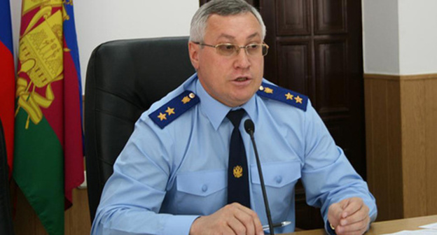 Leonid Korzhinek, Prosecutor of the Krasnodar Territory. Photo: http://sochi-24.ru/sochi-2014/prokuratura-predupredila-olimpijskih-zastrojshikov.2011421.31713.html Leonid Korzhinek, Prosecutor of the Krasnodar Territory. Photo: http://sochi-24.ru/sochi-2014/prokuratura-predupredila-olimpijskih-zastrojshikov.2011421.31713.html