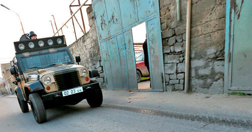 The village of Nardaran is densely surrounded by power agents. December 1, 2015. Photo by Aziz Karimov for the "Caucasian Knot" The village of Nardaran is densely surrounded by power agents. December 1, 2015. Photo by Aziz Karimov for the "Caucasian Knot"