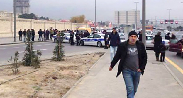 One of the blocked streets in Nardaran. Photo: http://haqqin.az/news/58180