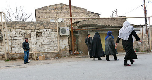 The residents of Nardaran. December 1, 2015. Photo by Aziz Karimov for the "Caucasian Knor" The residents of Nardaran. December 1, 2015. Photo by Aziz Karimov for the "Caucasian Knor"