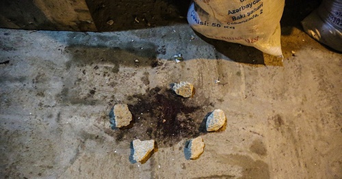 A spot of blood in the place where special operation was held in Nardaran. November 26, 2015. Photo by Aziz Karimov for the "Caucasian Knot" A spot of blood in the place where special operation was held in Nardaran. November 26, 2015. Photo by Aziz Karimov for the "Caucasian Knot"