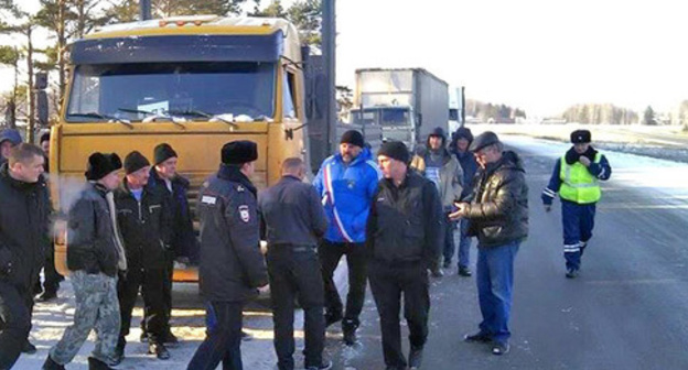 Truck drivers protest against ‘Platon’ system, December 2015. Photo: Melani Bachina (RFE/RL)