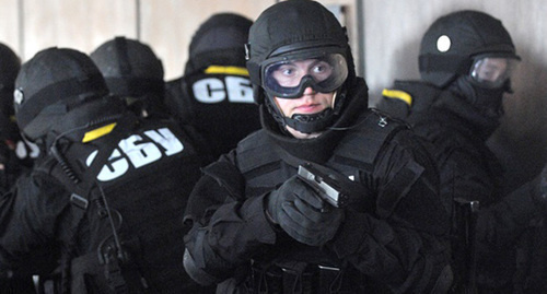 Power agents of the Security Service of Ukraine. Photo: http://politrada.com/news/chp-sbushniki-shturmovali-kvartiru-v-kieve-ubit-silovik-i-terrorist/ Power agents of the Security Service of Ukraine. Photo: http://politrada.com/news/chp-sbushniki-shturmovali-kvartiru-v-kieve-ubit-silovik-i-terrorist/