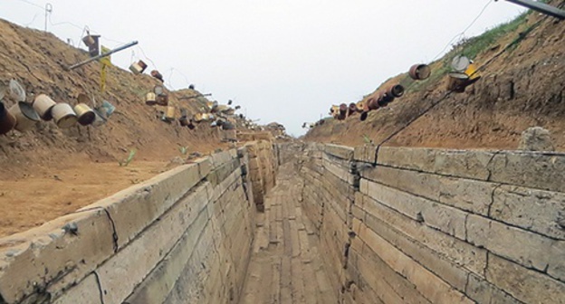Dug-in positions of the Army of Nagorno-Karabakh, January 2015. Photo by Alvard Grigoryan for the ‘Caucasian Knot’. Dug-in positions of the Army of Nagorno-Karabakh, January 2015. Photo by Alvard Grigoryan for the ‘Caucasian Knot’.