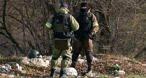 The law enforcers during the special operation. Photo: http://nac.gov.ru/nakmessage/2015/11/25/v-nalchike-neitralizovany-14-boevikov-polnostyu-unichtozhena-krupnaya-banda-i-.html The law enforcers during the special operation. Photo: http://nac.gov.ru/nakmessage/2015/11/25/v-nalchike-neitralizovany-14-boevikov-polnostyu-unichtozhena-krupnaya-banda-i-.html
