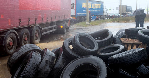 The strike of truckers. December 2015. Photo: Eduard Kornienko YUGA.ru The strike of truckers. December 2015. Photo: Eduard Kornienko YUGA.ru