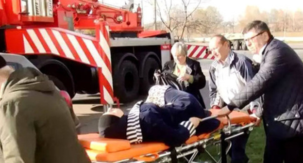 Hospitalization of Inna Blenaova in the course of the special operation. Nalchik, November 1, 2015. Photo http://nac.gov.ru/ Hospitalization of Inna Blenaova in the course of the special operation. Nalchik, November 1, 2015. Photo http://nac.gov.ru/