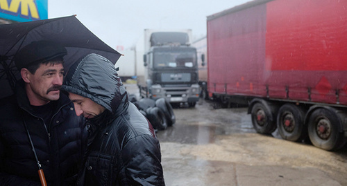 Truckers' strike. November 2015. Photo: Eduard Kornienko YUGA.ru Truckers' strike. November 2015. Photo: Eduard Kornienko YUGA.ru