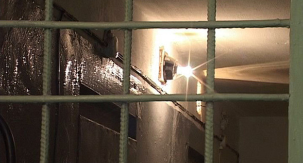 Bars in prison ward. Photo: http://rostov.press/1176-v-rostove-na-donu-ustanavlivayut-obstoyatelstva-massovoy-draki.html Bars in prison ward. Photo: http://rostov.press/1176-v-rostove-na-donu-ustanavlivayut-obstoyatelstva-massovoy-draki.html