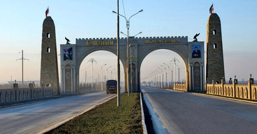 The entrance to Grozny. Photo by the user Vladimir Varfolomeev https://www.flickr.com The entrance to Grozny. Photo by the user Vladimir Varfolomeev https://www.flickr.com