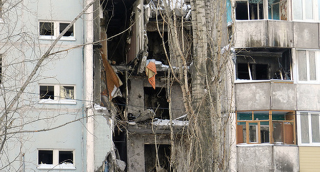Destroyed apartment building in Kosmonavtov Street, Volgograd, January 2016. Photo by Tatiana Filimonova for the ‘Caucasian Knot’. Destroyed apartment building in Kosmonavtov Street, Volgograd, January 2016. Photo by Tatiana Filimonova for the ‘Caucasian Knot’.