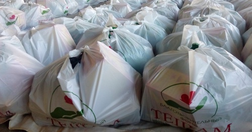Packages of food distrubuted by participants of charity action held by "Tesham" Charity Foundation, January 22, 2016. Photo: Fondtesham.ru 