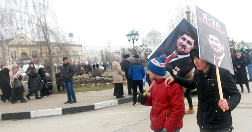 The participants of the rally in Grozny. January 22, 2016. Photo by Nikolay Petrov for the "Caucasian Knot" The participants of the rally in Grozny. January 22, 2016. Photo by Nikolay Petrov for the "Caucasian Knot"