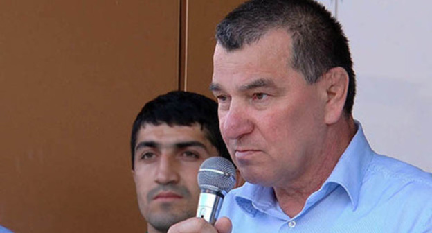 Osman Osmanov. Photo: http://chernovik.net/content/politika/narodnoe-voleizyavlenie?page=0,2&qt-lenta_novostey=0 Osman Osmanov. Photo: http://chernovik.net/content/politika/narodnoe-voleizyavlenie?page=0,2&qt-lenta_novostey=0