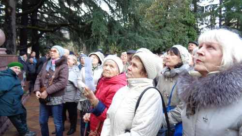 Pensioners at the protest action in Sochi. January 15, 2016. Photo by Svetlana Kravchenko for the "Caucasian Knot"