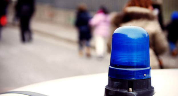Police car. Photo: http://www.riakchr.ru/dvukh-sotrudnikov-mvd-dagestana-mogut-uvolit-iz-za-snyatogo-video-porochashchem-dostoinstvo-kollegi-iz-chechni/ Police car. Photo: http://www.riakchr.ru/dvukh-sotrudnikov-mvd-dagestana-mogut-uvolit-iz-za-snyatogo-video-porochashchem-dostoinstvo-kollegi-iz-chechni/