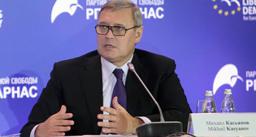 Mikhail Kasyanov. Photo: http://www.kasyanov.ru/index.html?layer_id=108&nav_id=14&id=191&photo_big_id=549 Mikhail Kasyanov. Photo: http://www.kasyanov.ru/index.html?layer_id=108&nav_id=14&id=191&photo_big_id=549