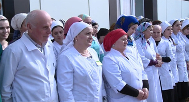 Employees of Forensic-Medical Examination Bureau at the meeting with Kadyrov. Screenshort from the video posted at http://vk.com/ramzan Employees of Forensic-Medical Examination Bureau at the meeting with Kadyrov. Screenshort from the video posted at http://vk.com/ramzan