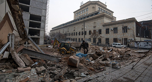 Demolition of old building in Aram street No.30 in Yerevan. Photo: © Sputnik/ Asatur Yesayants, http://www.sputnikarmenia.ru/armenia/20160218/2019470.html Demolition of old building in Aram street No.30 in Yerevan. Photo: © Sputnik/ Asatur Yesayants, http://www.sputnikarmenia.ru/armenia/20160218/2019470.html