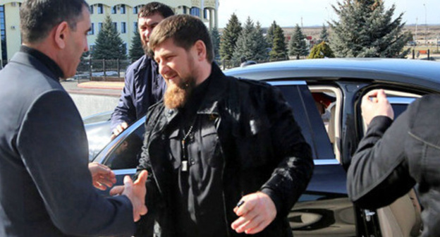 Yunus-Bek Evkurov and Ramzan Kadyrov (to the right) at the meeting. Magas, February 21, 2016. Photo: the press service of the head of the Republic of Ingushetia Yunus-Bek Evkurov and Ramzan Kadyrov (to the right) at the meeting. Magas, February 21, 2016. Photo: the press service of the head of the Republic of Ingushetia
