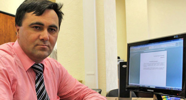 Ruslan Gereev, the coordinator of the regional executive committee of the All-Russia People's Front (ONF) in Dagestan. Photo: Federal Lezghi National and Cultural Autonomy http://flnka.ru/aktualnoe/3986-kadry-reshayut-vse.html" class="main_article_image Ruslan Gereev, the coordinator of the regional executive committee of the All-Russia People's Front (ONF) in Dagestan. Photo: Federal Lezghi National and Cultural Autonomy http://flnka.ru/aktualnoe/3986-kadry-reshayut-vse.html" class="main_article_image