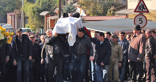 Funeral of the resident of North Ossetia Vladimir Tskaev. November 4, 2015. Photo by Emma Marzoeva for the ‘Caucasian Knot’. Funeral of the resident of North Ossetia Vladimir Tskaev. November 4, 2015. Photo by Emma Marzoeva for the ‘Caucasian Knot’.