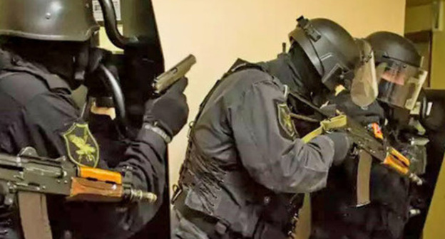 Law enforcers. Photo: http://nac.gov.ru Law enforcers. Photo: http://nac.gov.ru