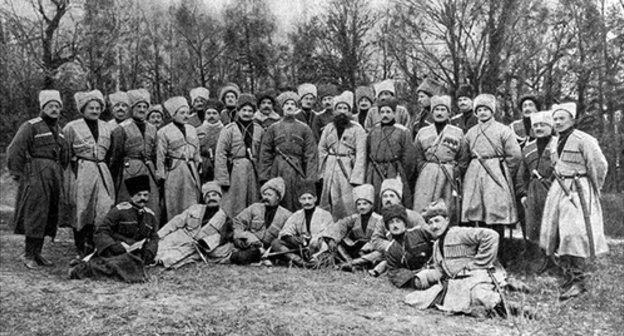Grand Duke Michael Alexandrovich with the officers of the 2nd brigade of the Caucasian Native Mounted Division. Photo: an illustrated supplement to the newspaper "Novoe Vremya", November 2014, № 13894, https://ru.wikipedia.org/wiki/Кавказская_туземная_конная_дивизия Grand Duke Michael Alexandrovich with the officers of the 2nd brigade of the Caucasian Native Mounted Division. Photo: an illustrated supplement to the newspaper "Novoe Vremya", November 2014, № 13894, https://ru.wikipedia.org/wiki/Кавказская_туземная_конная_дивизия