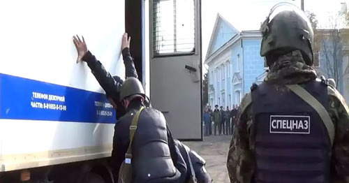 Law enforcers. Photo: http://nac.gov.ru Law enforcers. Photo: http://nac.gov.ru