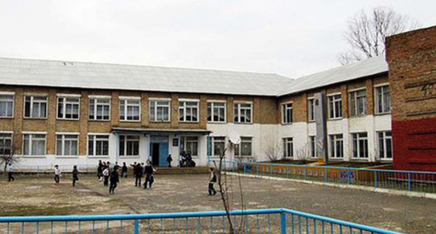 School in Mutsalaul village. Dagestan. Photo: Edik Shikhaev, http://odnoselchane.ru/?page=photos_of_category&sect=1208&com=photogallery School in Mutsalaul village. Dagestan. Photo: Edik Shikhaev, http://odnoselchane.ru/?page=photos_of_category&sect=1208&com=photogallery