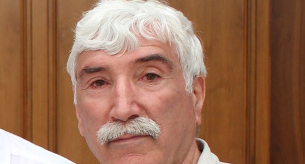Nazim Gadjiev. Photo: http://flnka.ru/press-reliz/664-stenogramma-mezhdunarodnoy-konferencii-problemy-lezginskogo-i-avarskogo-narodov-razdelennyh-gosudarstvennoy-granicey-mezhdu-rf-i-ar-i-puti-ih-resheniya.html Nazim Gadjiev. Photo: http://flnka.ru/press-reliz/664-stenogramma-mezhdunarodnoy-konferencii-problemy-lezginskogo-i-avarskogo-narodov-razdelennyh-gosudarstvennoy-granicey-mezhdu-rf-i-ar-i-puti-ih-resheniya.html