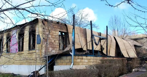 In the village of Ashaga-Stal, the house of the Lezgin poet Suleiman Stalsky is burned down. March 22, 2016. Photo http://www.riadagestan.ru/ In the village of Ashaga-Stal, the house of the Lezgin poet Suleiman Stalsky is burned down. March 22, 2016. Photo http://www.riadagestan.ru/