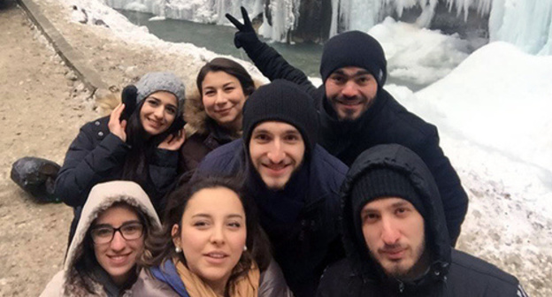 Repatriate students from Syia in the Chegem waterfalls. Photo: page "Help to compatriots from Syria" https://www.facebook.com/groups/433298283464889/photos/ Repatriate students from Syia in the Chegem waterfalls. Photo: page "Help to compatriots from Syria" https://www.facebook.com/groups/433298283464889/photos/