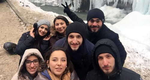 Repatriate students from Syia in the Chegem waterfalls. Photo: page "Help to compatriots from Syria" https://www.facebook.com/groups/433298283464889/photos/ Repatriate students from Syia in the Chegem waterfalls. Photo: page "Help to compatriots from Syria" https://www.facebook.com/groups/433298283464889/photos/