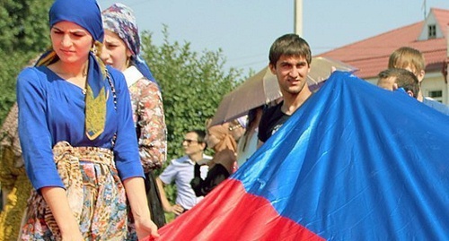 Celebration of the Day of the Russian Flag in Grozny. August 22, 2014. Photo by the "Caucasian Knot" Celebration of the Day of the Russian Flag in Grozny. August 22, 2014. Photo by the "Caucasian Knot"