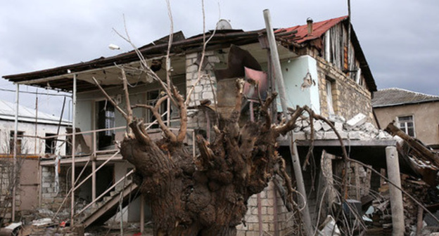 A house near the city of Madakert, detstroyed by the shelling. Nagorno-Karabakh, April 3, 2016. Photo: © PAN Photo / Vahan Stepanyan 