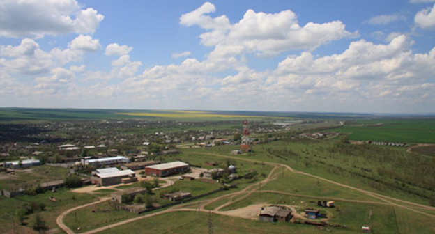 Novoselitskoye village, Stavropol Reg. Photo: Petr Bulgakov, http://www.proavtoshkoly.ru/avtoshkola/cpv-novoselickoe-uchebniy-kabinet/photo/broad Novoselitskoye village, Stavropol Reg. Photo: Petr Bulgakov, http://www.proavtoshkoly.ru/avtoshkola/cpv-novoselickoe-uchebniy-kabinet/photo/broad