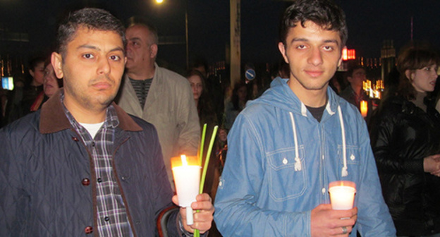 Participants of the rally in memory of soldiers and officers perished in Nagorny Karabakh, April 10, 2016. Photo by Tigran Petrosyan for the ‘Caucasian Knot’. Participants of the rally in memory of soldiers and officers perished in Nagorny Karabakh, April 10, 2016. Photo by Tigran Petrosyan for the ‘Caucasian Knot’.